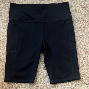 Skechers Women's Sleek Black Bike Shorts Size L